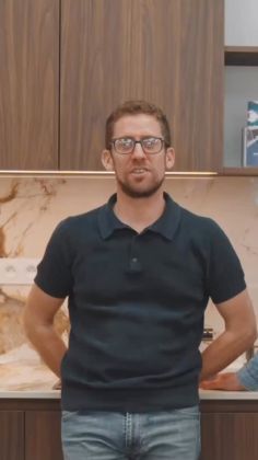 Ils vous accompagnent du showroom au chantier ! Gérard & Jérôme partagent ce qui les anime au quotidien : créer des...