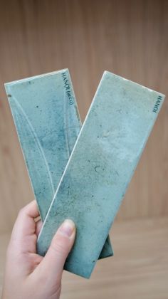 La douceur du bleu poudré pour votre salle de bain 💙
Ce zellige brillant marie le charme de l’artisanat et la modernité....